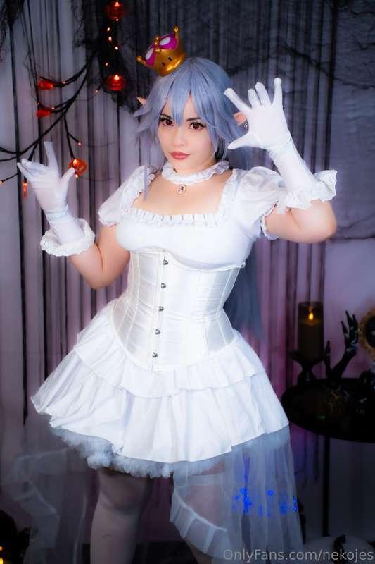 What would you do if you found me in this outfit?