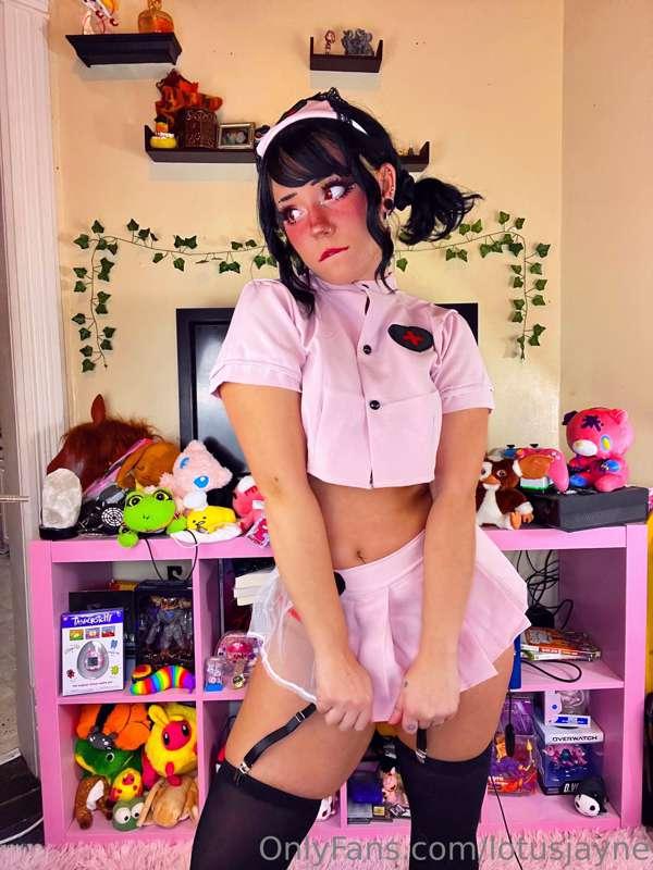no! don't look at my panties... i'm shy...