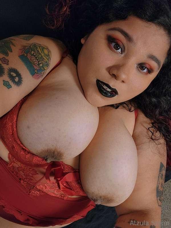  my titties look so good here