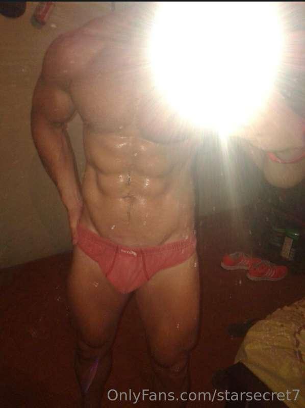 My name is @chrisael
Free subscriptions 😚
I am a very active..