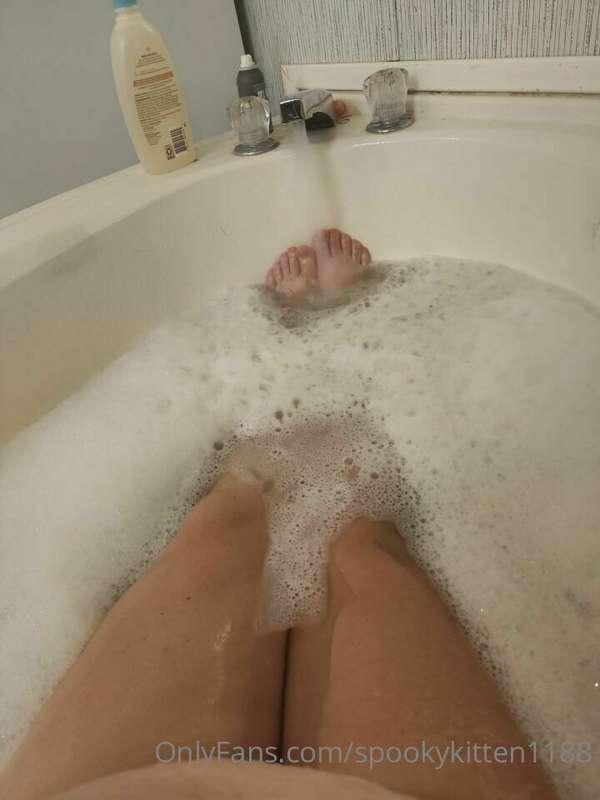 Y'all send me your kinkiest fantasy 🤤🤤