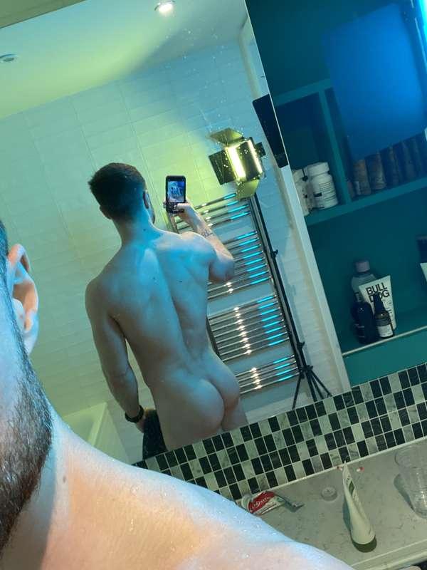 Photos from the bathroom.
