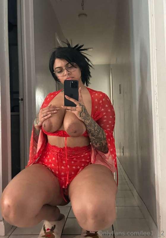 will you suck on my tits while you fuck this pussy daddy???