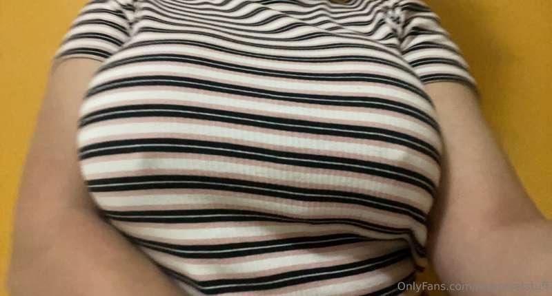 Do you like my shirt ? ☺️