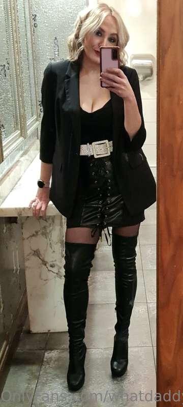 Takin' me home??

*Keep the boots and cuffs in mind and dm a..