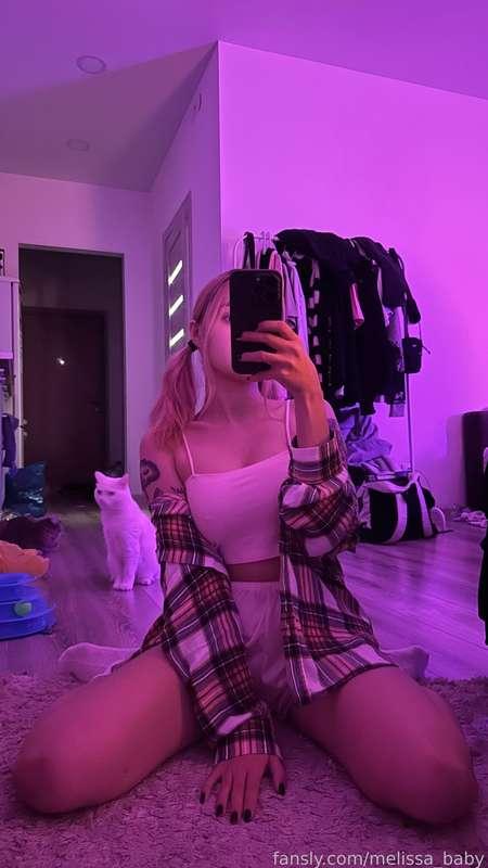 ~ Chastichka is so cute 🥹

#cute #petite #teen #loli #young #cozy #alt #egirl #tattooed