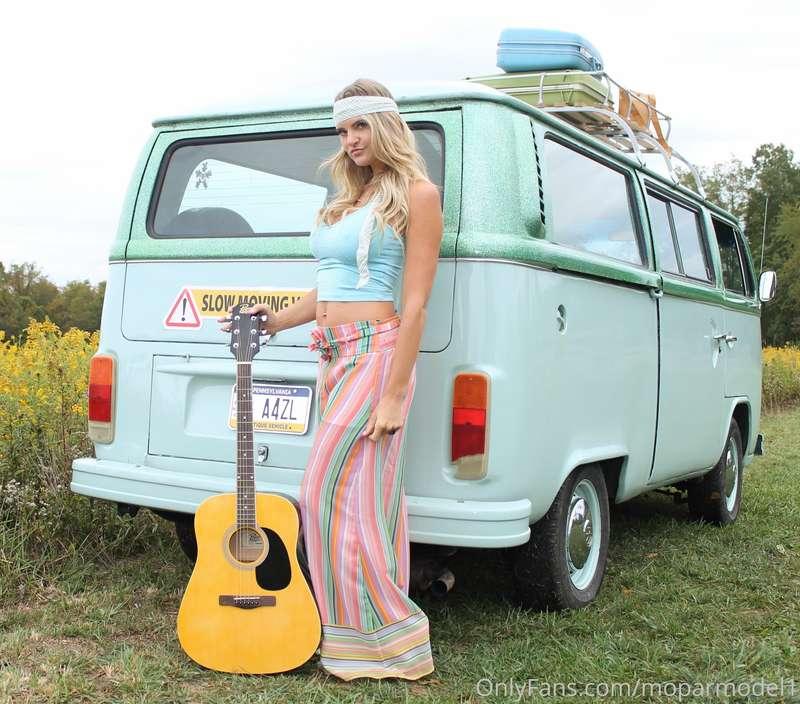 Tbt
Hey let's go to Woodstock! ✌️