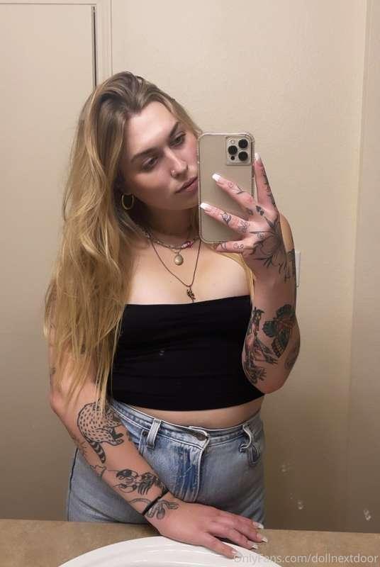 wanna see what’s underneath? 😜