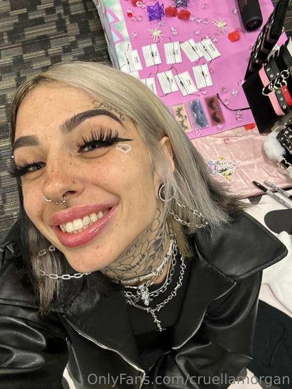 will be expecting a happy Mother’s Day from 
all of you 
🤭🖤