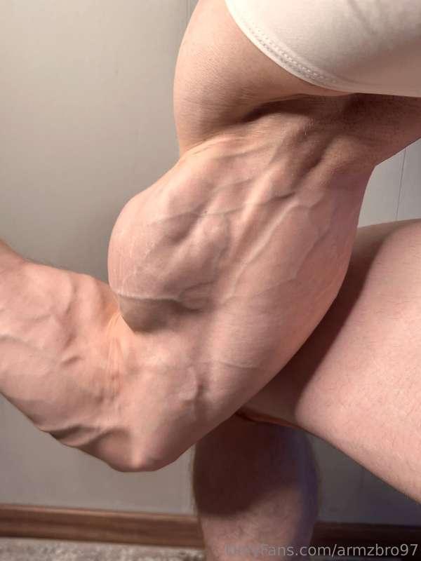 armzbro97 image #2