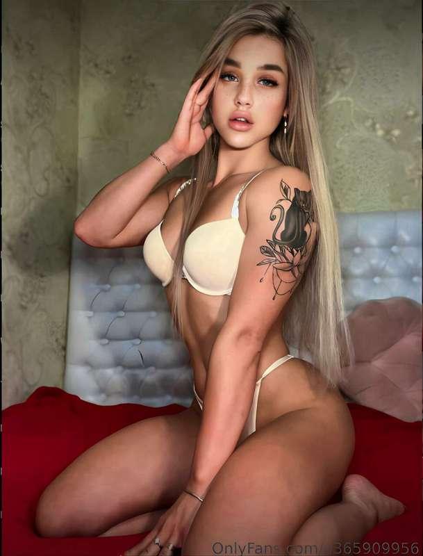 ❤️❤️❤️FREE SUBSCRIPTION❤️❤️❤️
Write to her 👉@scarlett_blond ..