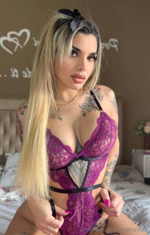 Hello love 🥵
I want to be your Latin MILF, with my slutty fa..