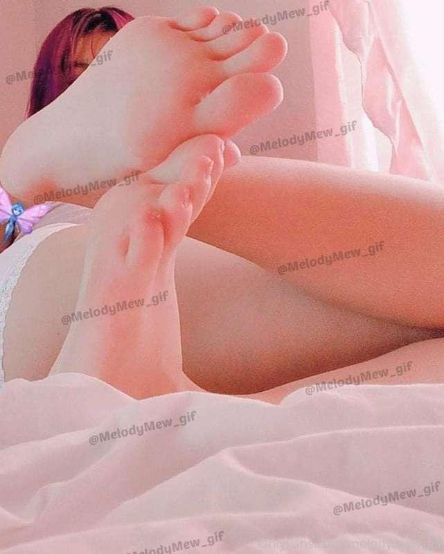 Kiss them 💋