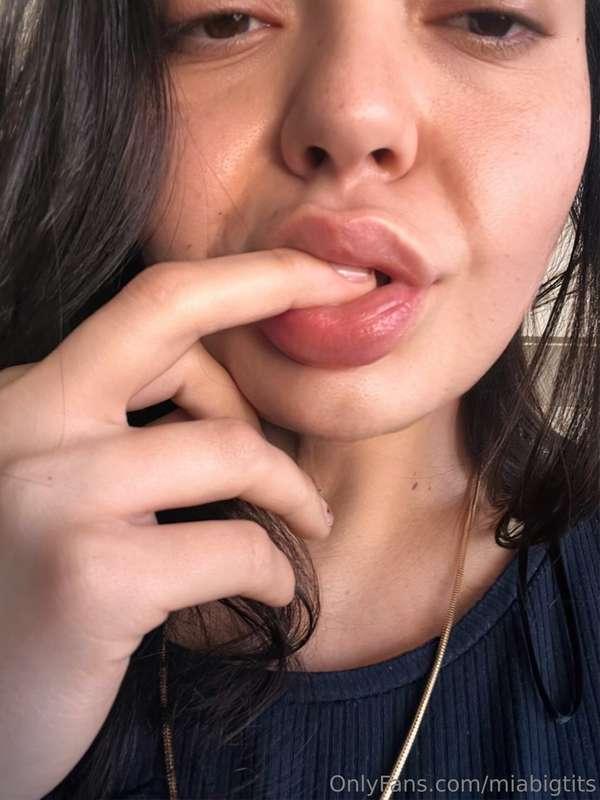 Morning lips 🤤