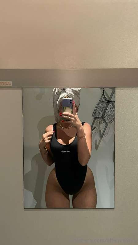 tiffanyxroux main image