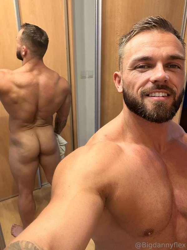 Hey babe, do you have time to be my bitch now? 😈