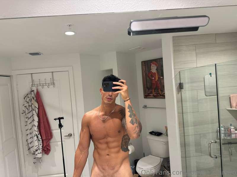 Come get a taste 💦