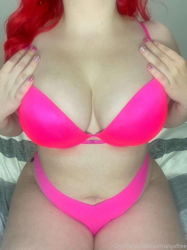 I’m liking the pink 😏