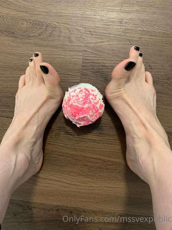 Sweet, pathetic little piggy - don't you want to watch the v..