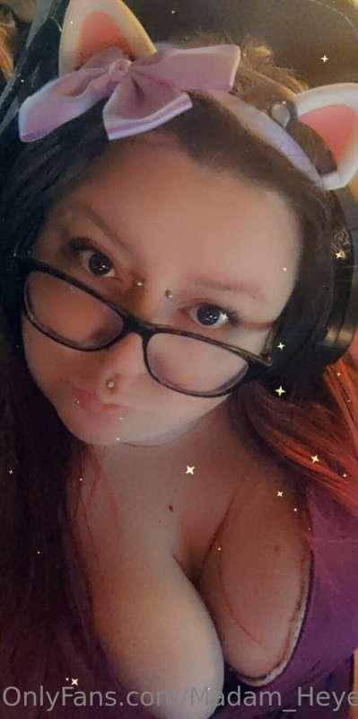 I'm LIVE! Toy control, wheel spins, and dildo show at tip go..