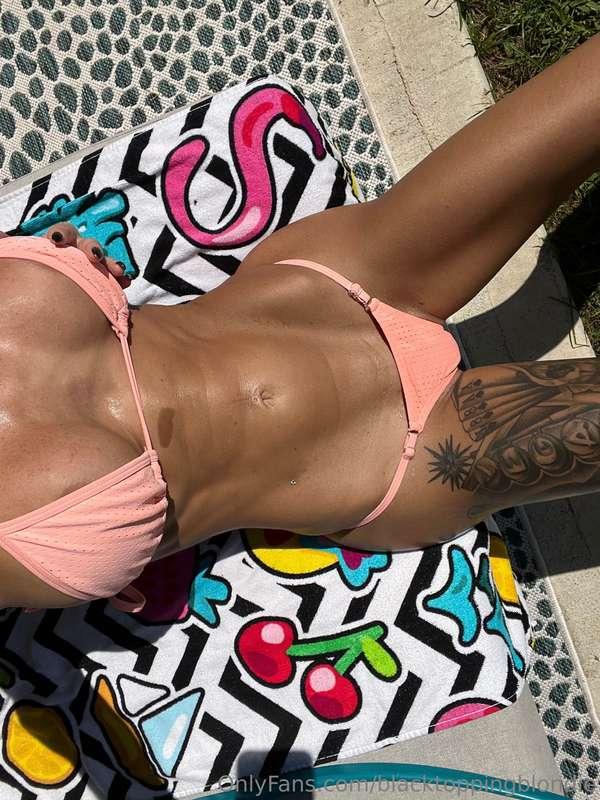 hot as fuck out 😅