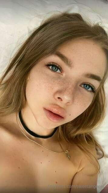 ❤️ *FREE* subscription❤️ @dorawebcam
This charming girl has ..