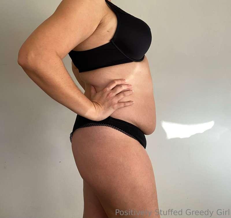 Day 30 - part 2 - morning belly vs before bed belly. I think..