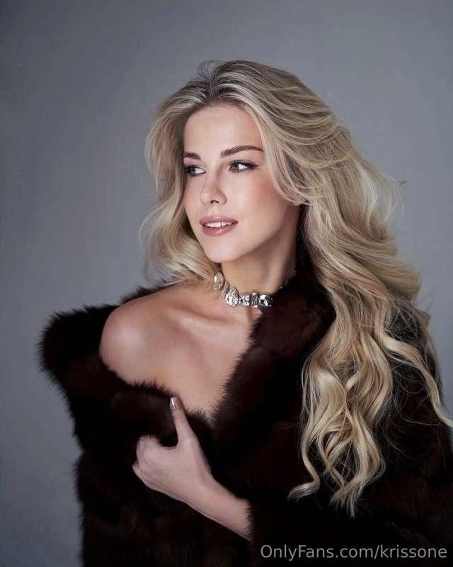 😎