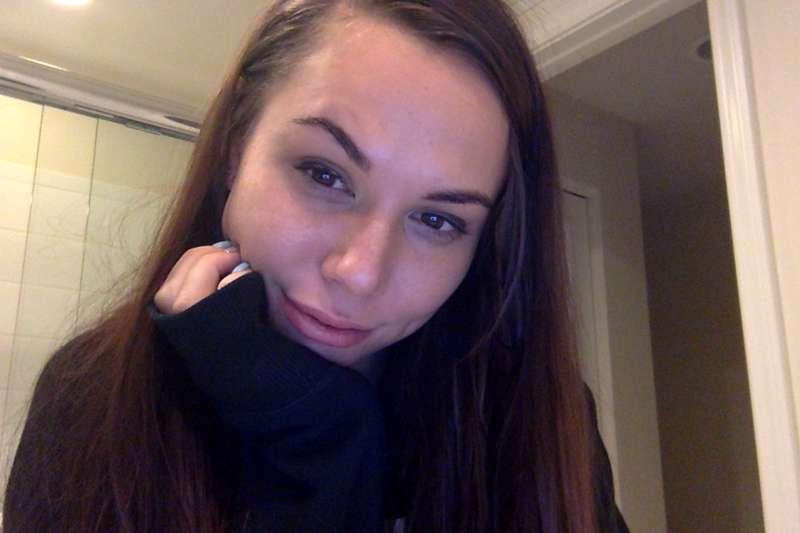 Good morning loves, about to do another spy cam shower :)
