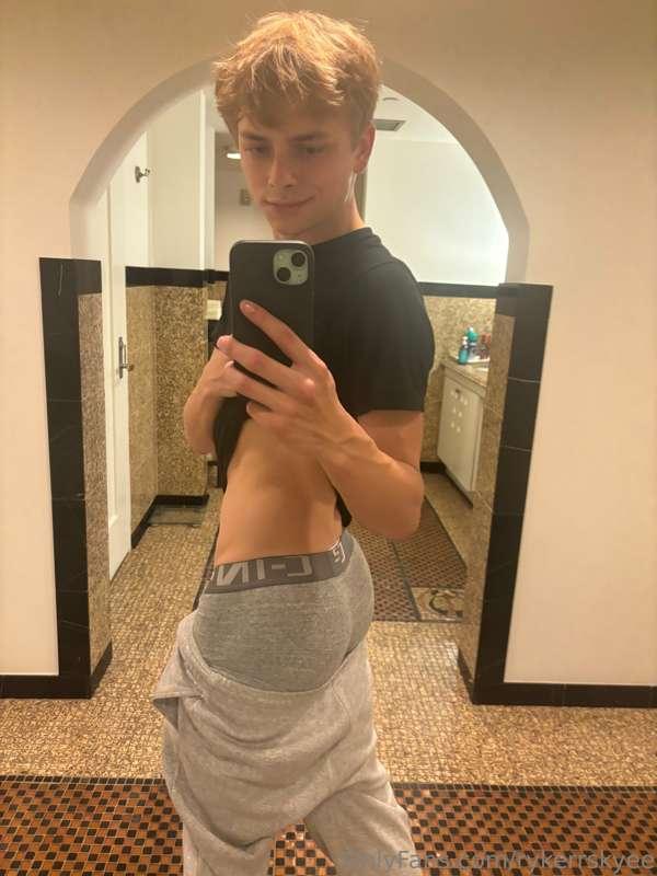 rykerrskyee image #2