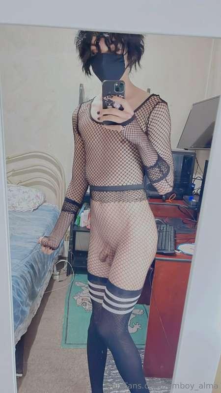 femboy_alma image #1