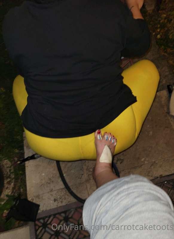 Playing with my subs ass.