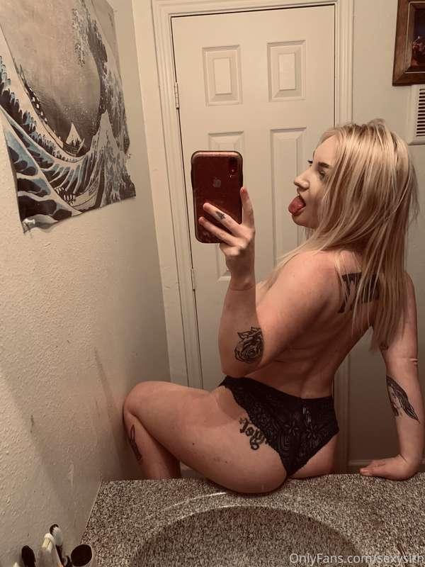 Hello y’all pussy pics for $9 if you want em