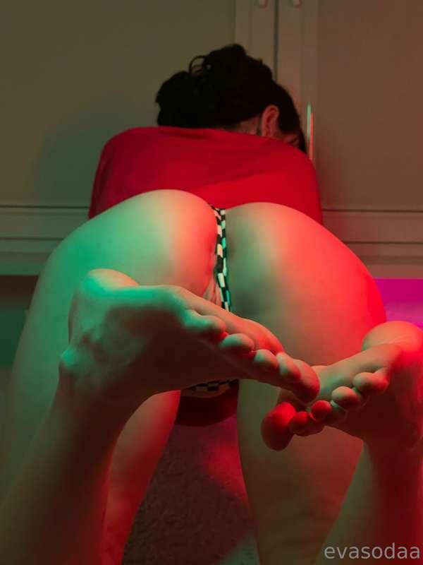 Are feet on your list of fetishes?🤔