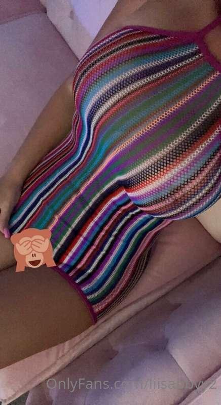 Tip me if you want to see this with my pussy hanging out😘
