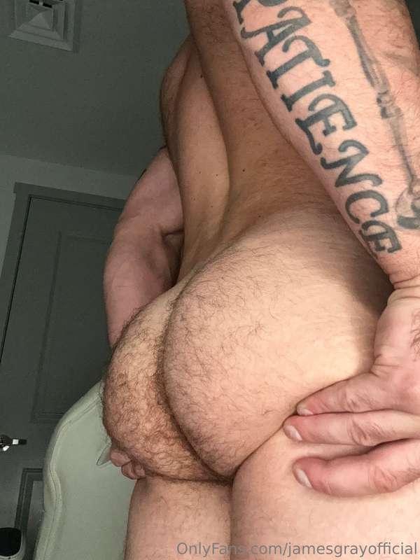 Rim my ass while you stroke my cock until I cum🥵 LIKE if you..