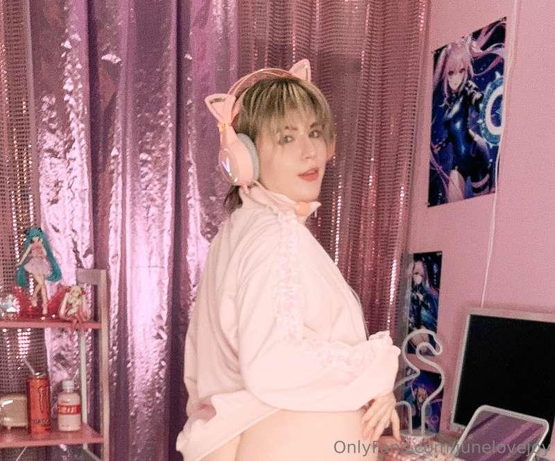 ✨Let’s spend some time together, darling~✨Here’s when I’m fr..