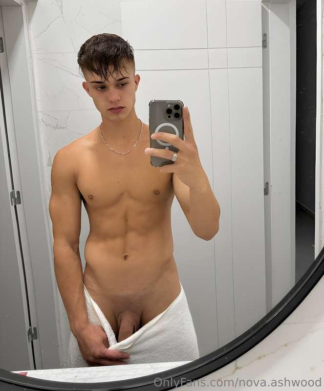 Naked ambition on display... are you ready to worship at thi..