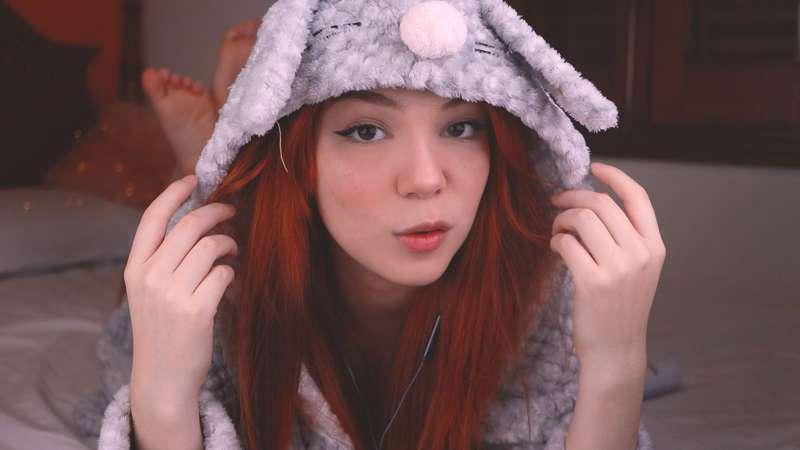 New exclusive video coming soon...  	°˖✧◝(⁰▿⁰)◜✧˖°