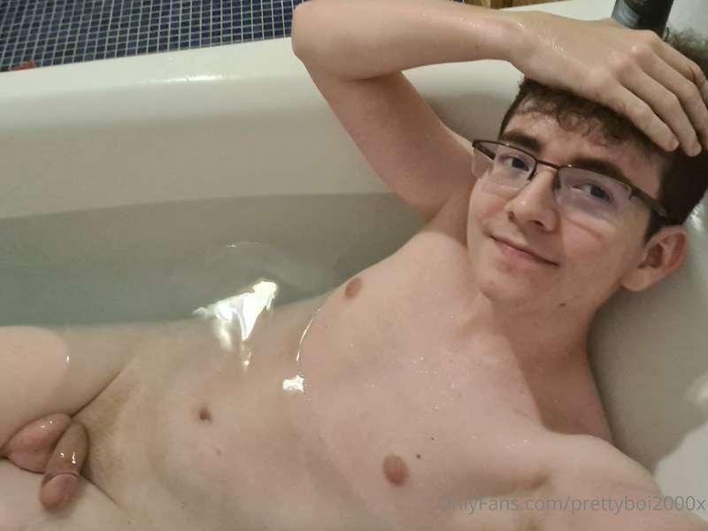 prettyboi2000x image #4