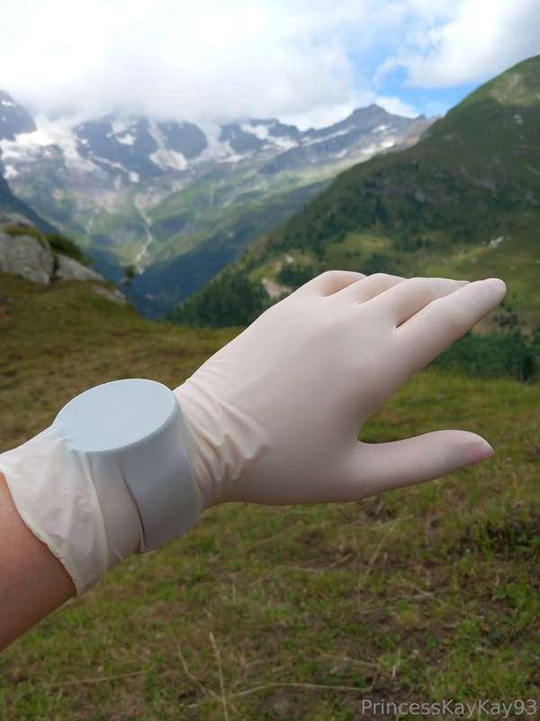 I'm really missing some proper quality glove time up here! I..