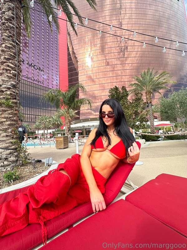 Is red your favorite color on me?🌶️