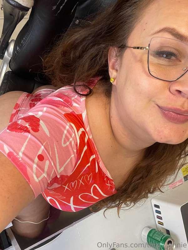 I don’t bite... unless you slide into my DMs 😉