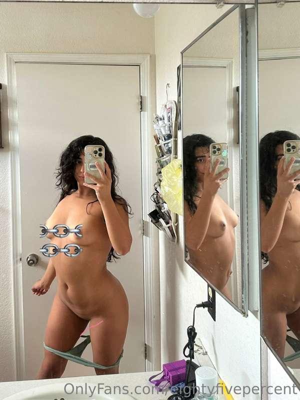 Mirror Nudes I just took Mm I look so delicious rn 🥵 freshly..