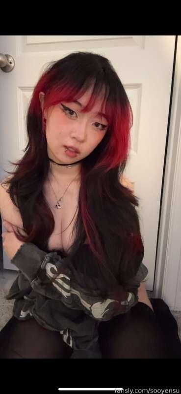 it's too hot to do anything today :( i'll be inside for the next week