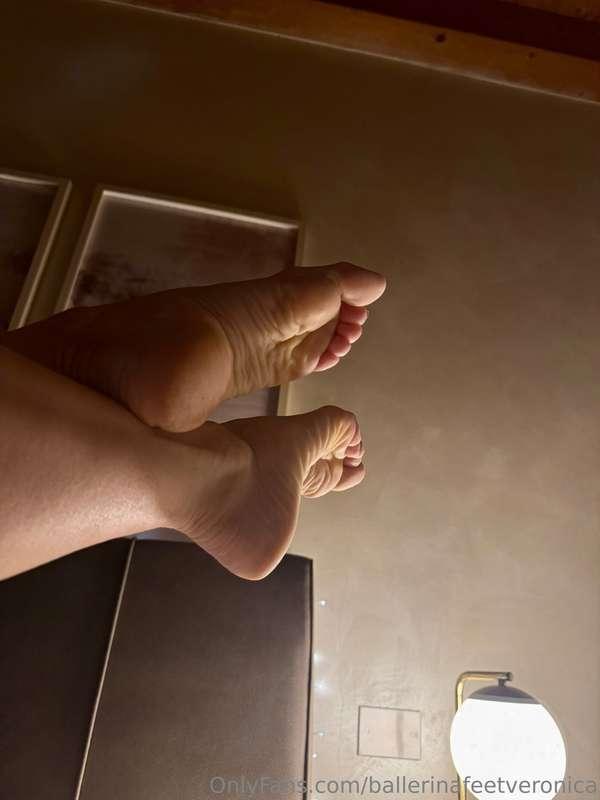 ballerinafeetveronica image #2