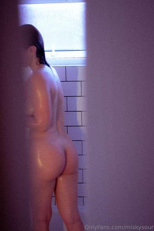 Hidden camera? mmm maybe 😈Come be a freak with me:https://on..