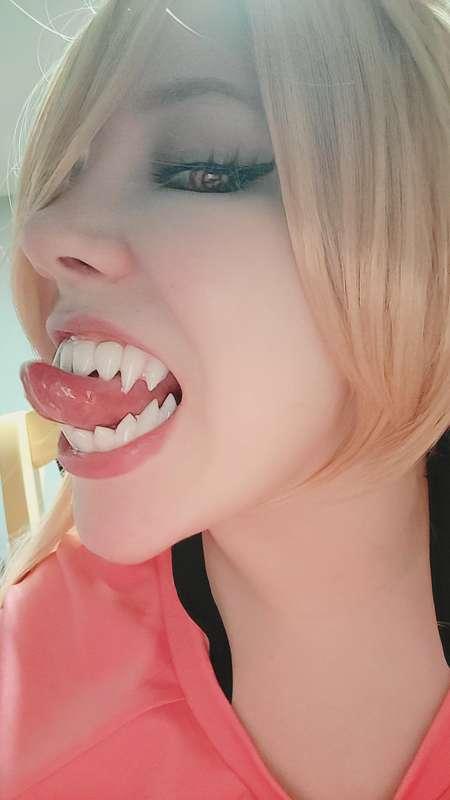 PowerCosplay Selfies (I tookatonofpics!)