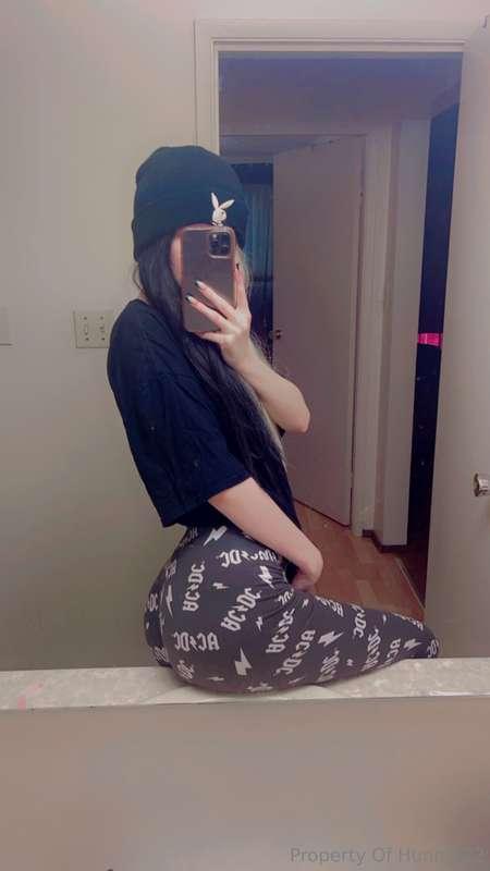 🍑👀