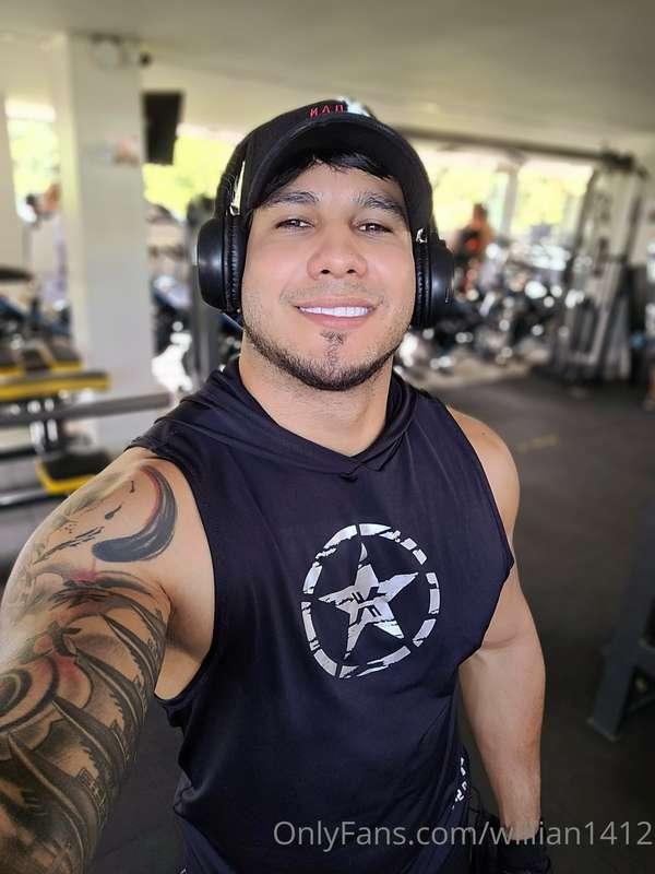 Entrenando fuerte 💪👻